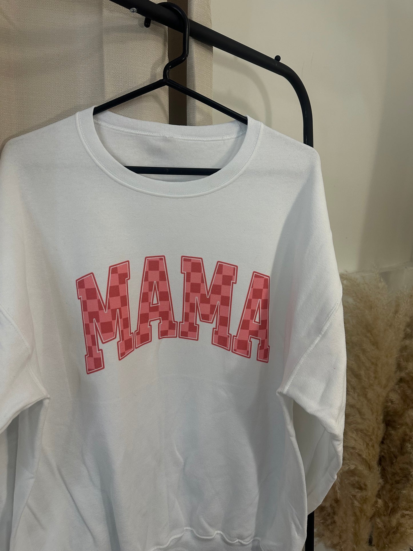 Checkered mama crew