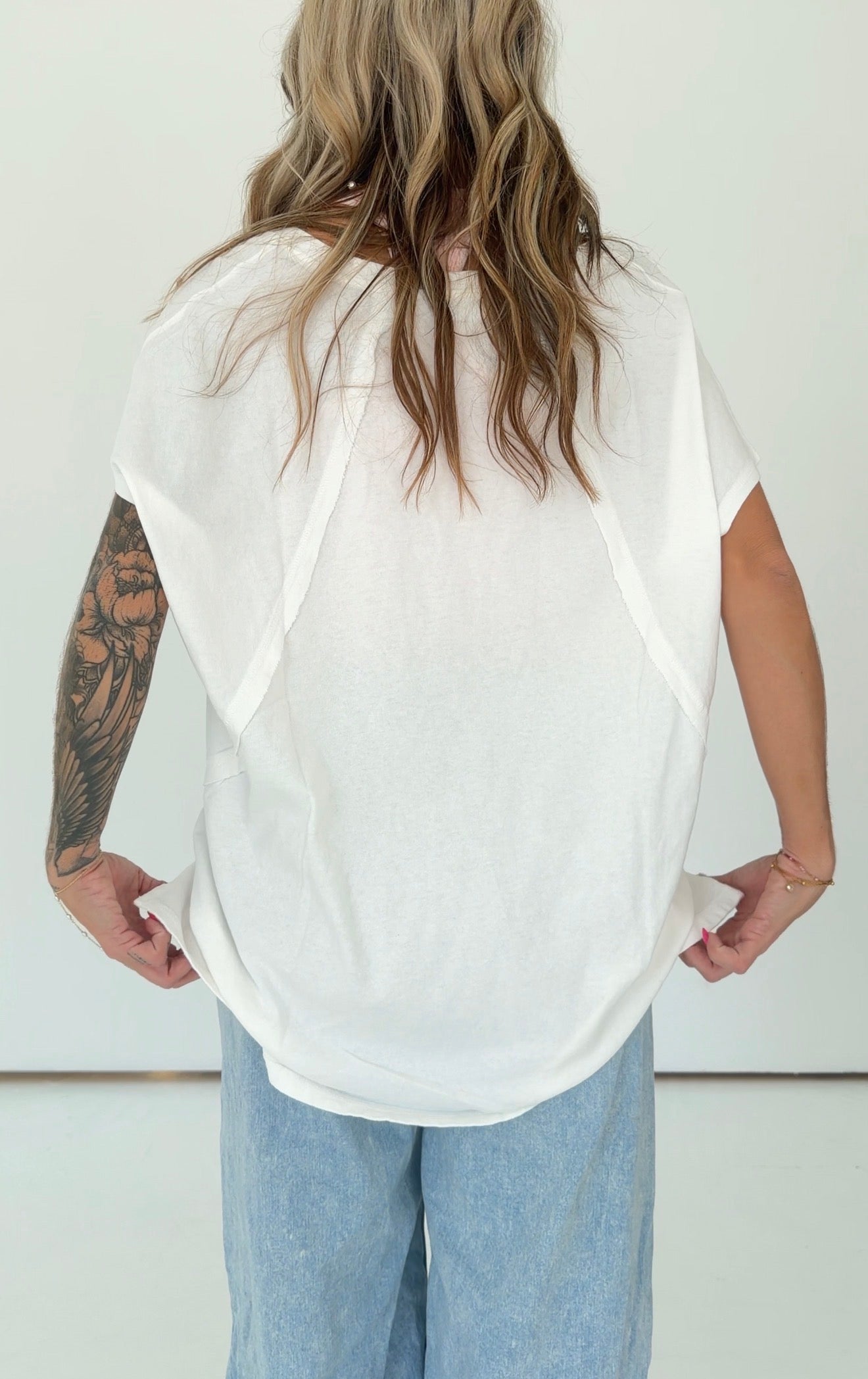 Oversized V-Neck Mineral Washed Top