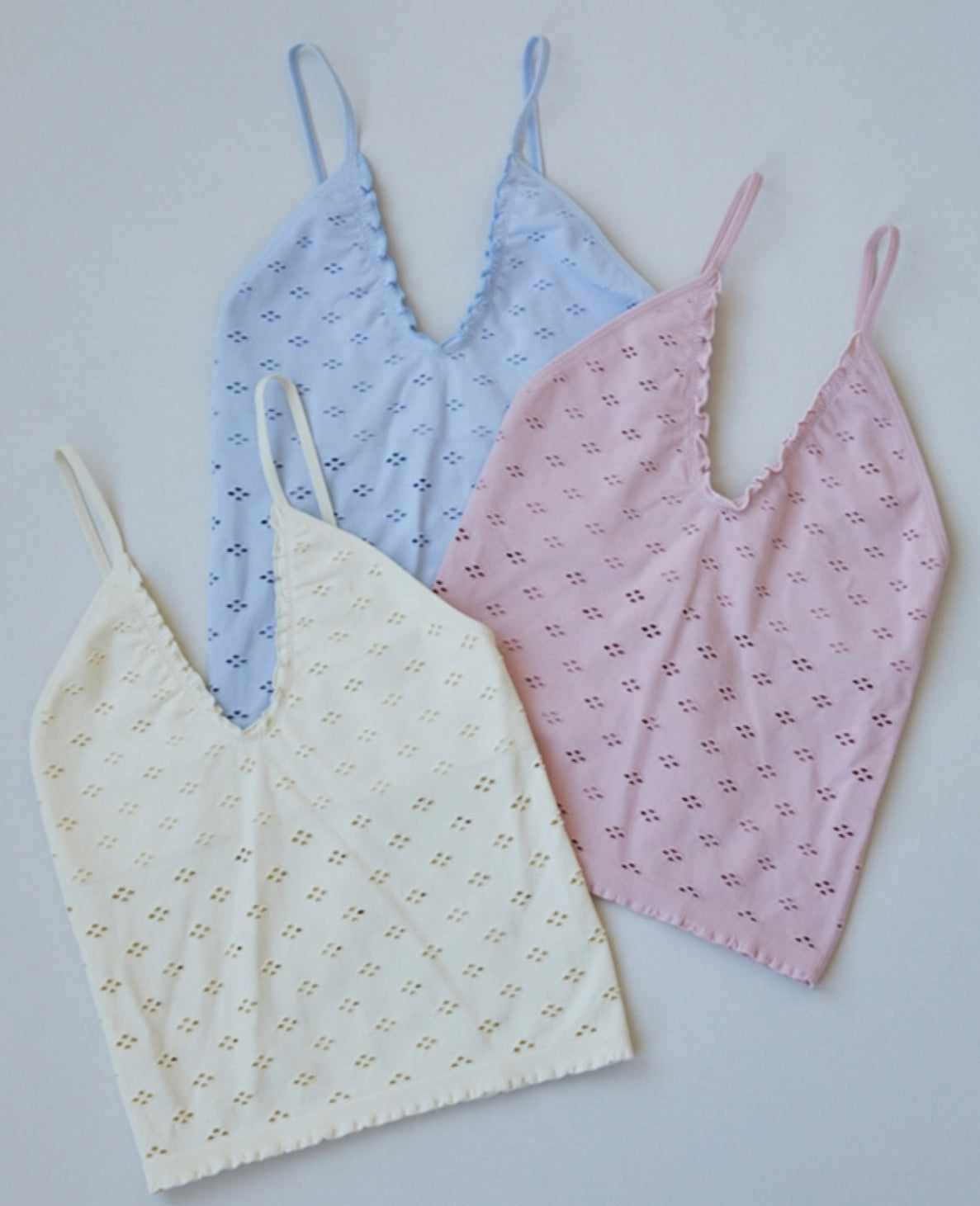 Seamless eyelet tank