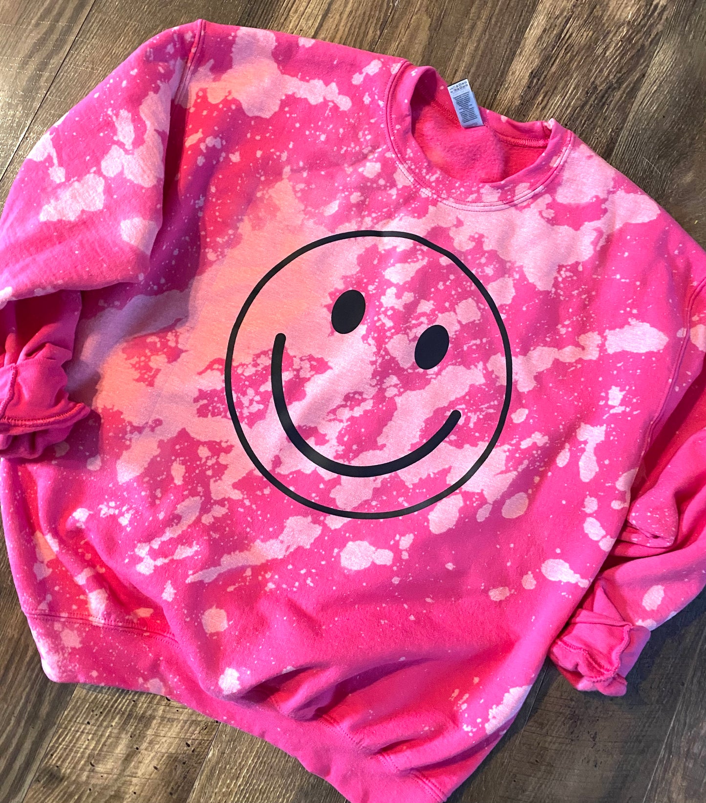 Bleached pink smiley crew